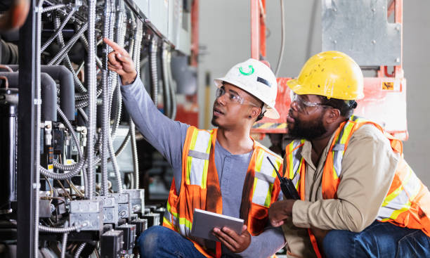 Best Electrical Installation Contractor  in Moses Lake, WA